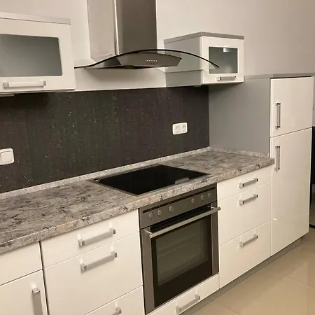 Ferienwohnung/monteurwohnung/ Kurzzeitmiete In Bracht *