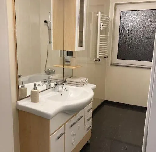 Ferienwohnung/monteurwohnung/ Kurzzeitmiete In Bracht Apartamento Bruggen (Viersen)